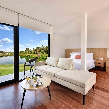 Lakeview Terrace Resort Pengerang Bagian luar foto