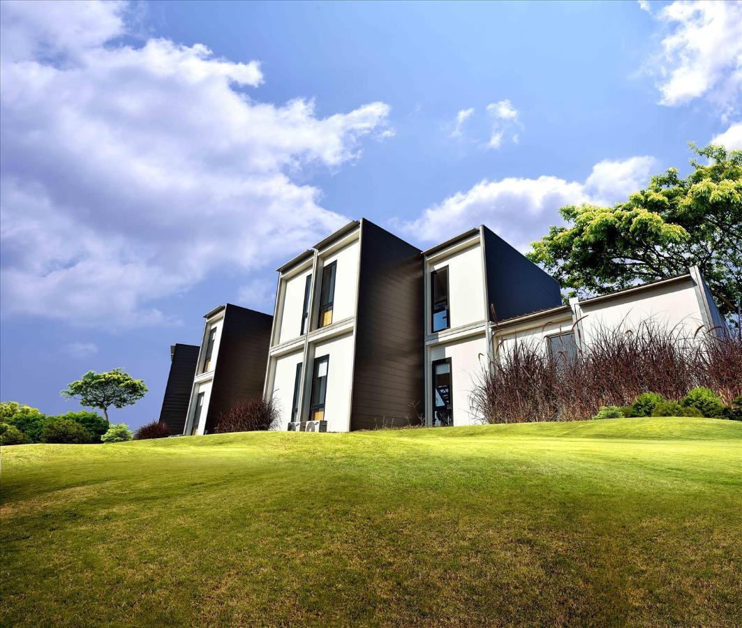 Lakeview Terrace Resort Pengerang Bagian luar foto