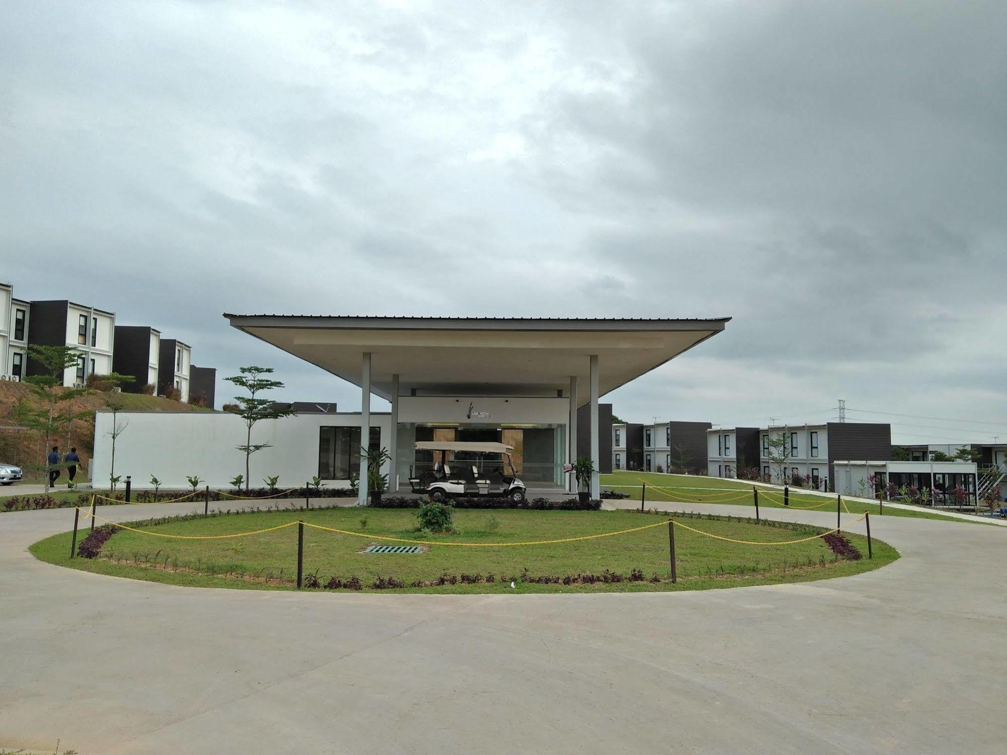 Lakeview Terrace Resort Pengerang Bagian luar foto